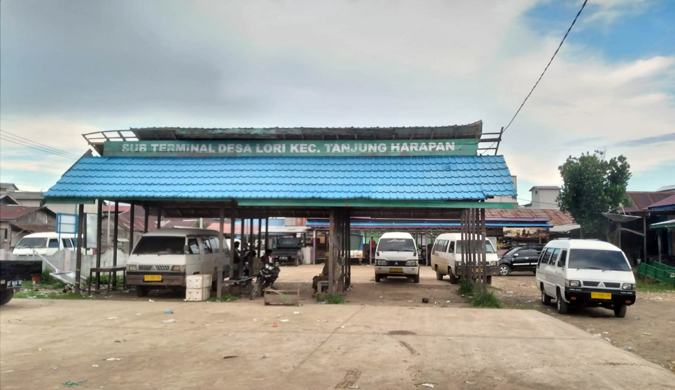Terminal Desa Lori Kecamatan Tanjung Harapan (Foto: Awal/Simpul.Media)
