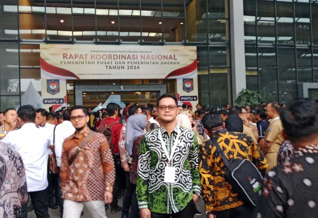 Ketua DPRD Paser H. Hendra Wahyudi saat menghadiri Rakornas di Bogor (Dok. Humas DPRD Paser )